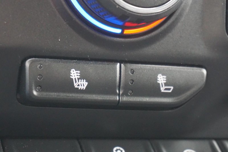 Chevrolet Silverado 1500 Vehicle Full-screen Gallery Image 44