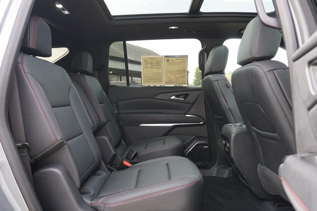 2024 Chevrolet Traverse Z71 AWD image 28