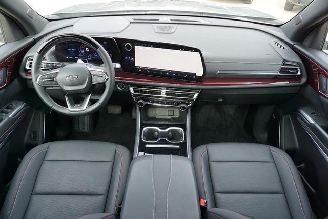 2024 Chevrolet Traverse Z71 AWD image 33