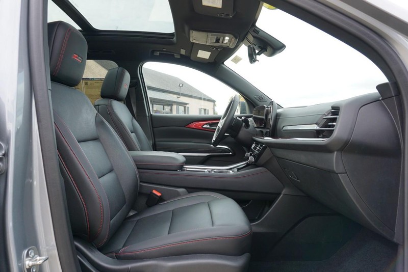 Chevrolet Traverse Vehicle Full-screen Gallery Image 31