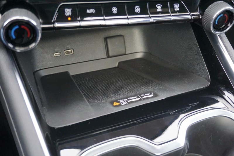 Chevrolet Traverse Vehicle Full-screen Gallery Image 46