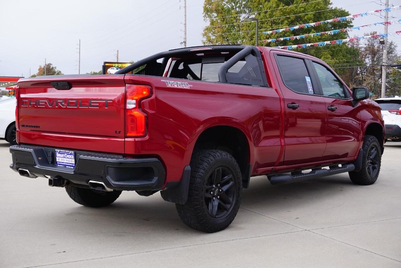 Chevrolet Silverado 1500 Vehicle Full-screen Gallery Image 03