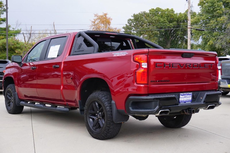 Chevrolet Silverado 1500 Vehicle Full-screen Gallery Image 05