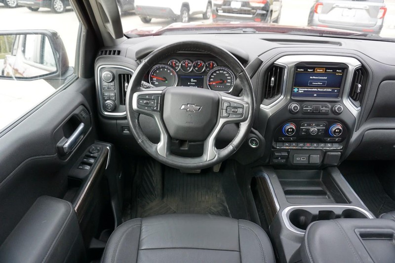 Chevrolet Silverado 1500 Vehicle Full-screen Gallery Image 38