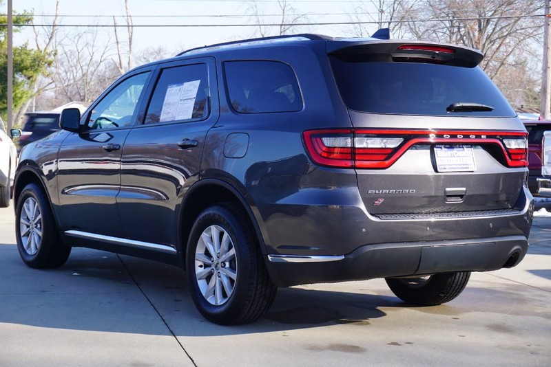 Dodge Durango Vehicle Full-screen Gallery Image 05