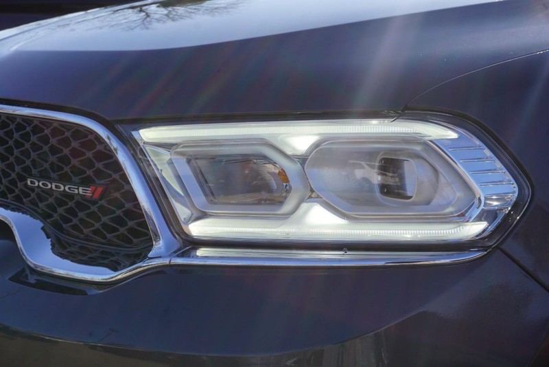 Dodge Durango Vehicle Full-screen Gallery Image 11