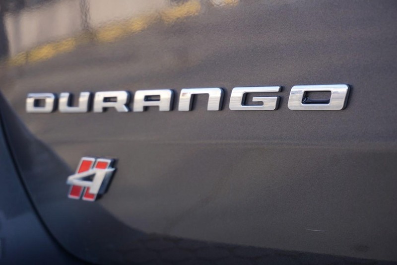 Dodge Durango Vehicle Full-screen Gallery Image 18