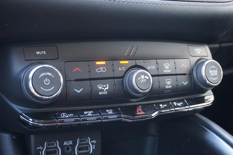 Dodge Durango Vehicle Full-screen Gallery Image 42