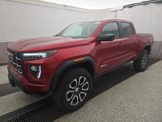 2023 GMC Canyon AT4 Crew Cab 4WD image 01