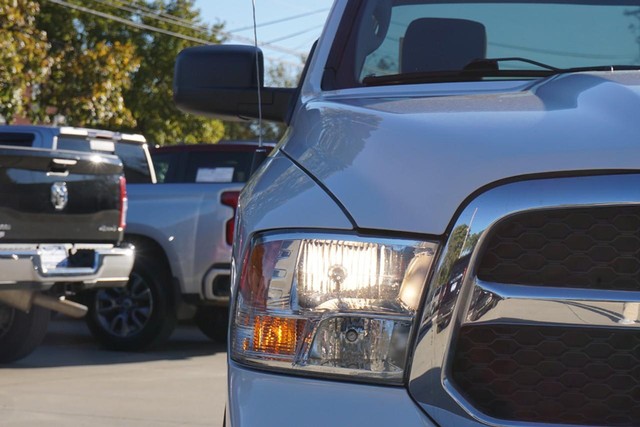 2018 Ram 1500 2WD Tradesman Regular Cab image 09