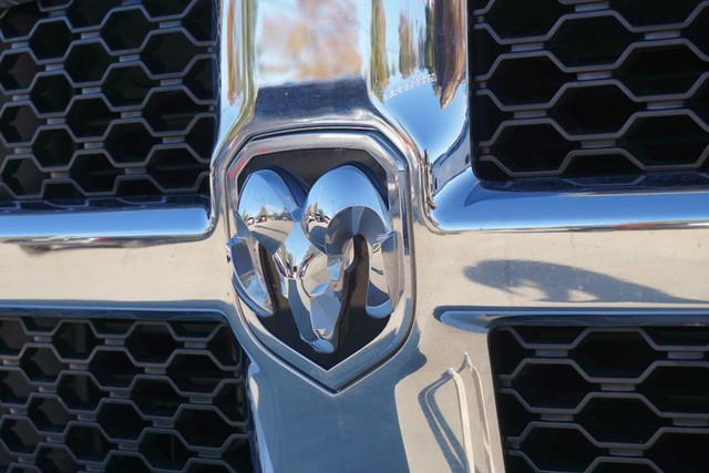 2018 Ram 1500 2WD Tradesman Regular Cab image 11