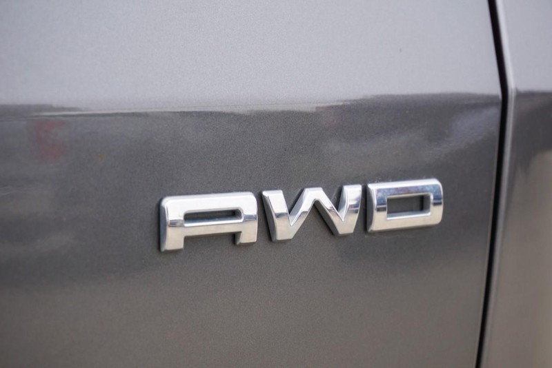 Ford Escape Vehicle Full-screen Gallery Image 19