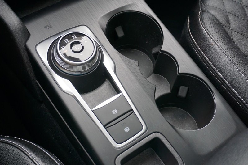 Ford Escape Vehicle Full-screen Gallery Image 44