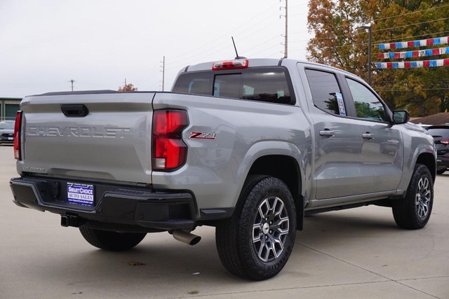 2023 Chevrolet Colorado Crew Cab 4WD Z71 image 03