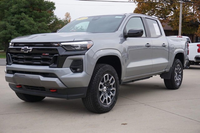 2023 Chevrolet Colorado Crew Cab 4WD Z71 image 07