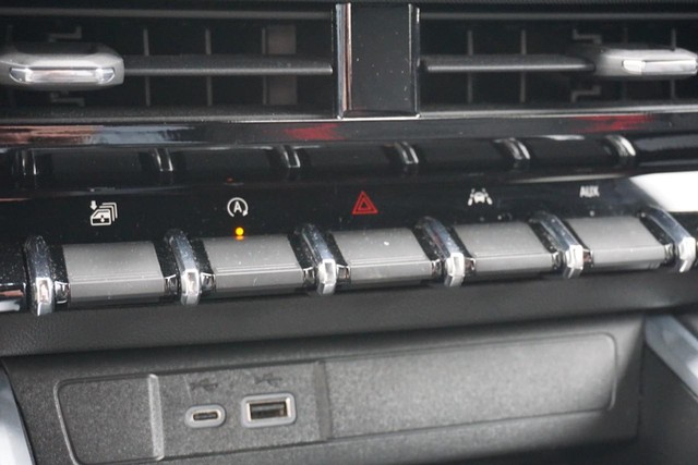 2023 Chevrolet Colorado Crew Cab 4WD Z71 image 43