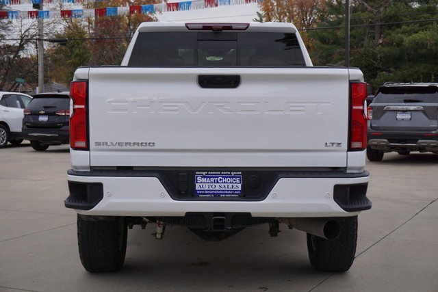 2025 Chevrolet Silverado 2500HD LTZ Crew Cab 4WD image 04