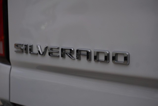 2025 Chevrolet Silverado 2500HD LTZ Crew Cab 4WD image 24