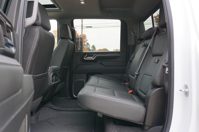 2025 Chevrolet Silverado 2500HD LTZ Crew Cab 4WD image 32