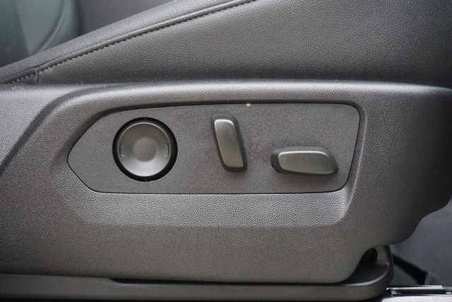 2025 Chevrolet Silverado 2500HD LTZ Crew Cab 4WD image 37