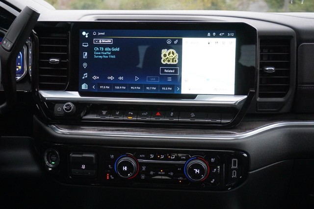 2025 Chevrolet Silverado 2500HD LTZ Crew Cab 4WD image 42