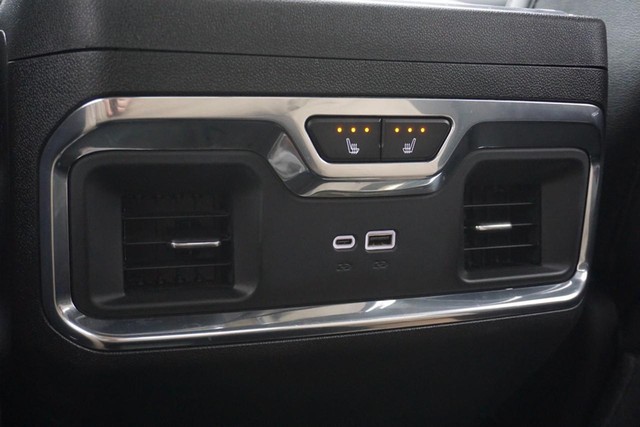 2025 Chevrolet Silverado 2500HD LTZ Crew Cab 4WD image 43