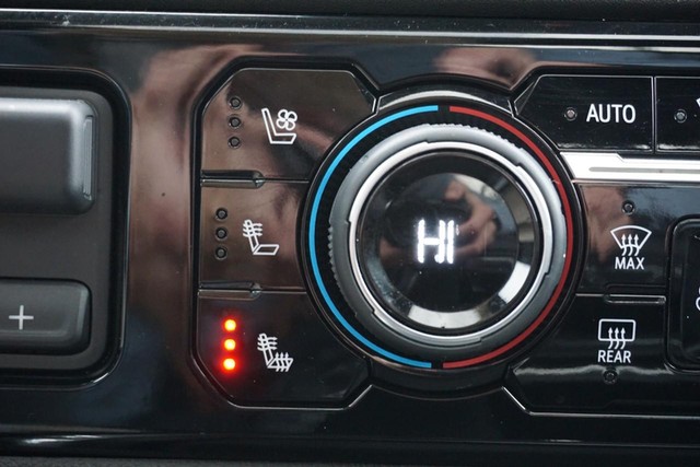 2025 Chevrolet Silverado 2500HD LTZ Crew Cab 4WD image 58