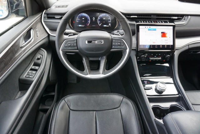 2024 Jeep Grand Cherokee Limited 4WD image 35