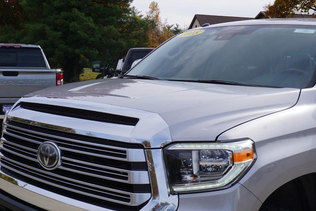 2018 Toyota Tundra 4WD 4WD Limited CrewMax image 11