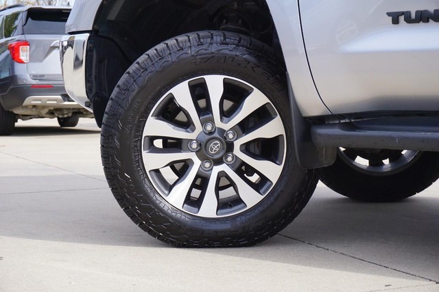 2018 Toyota Tundra 4WD 4WD Limited CrewMax image 16