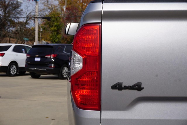 2018 Toyota Tundra 4WD 4WD Limited CrewMax image 22