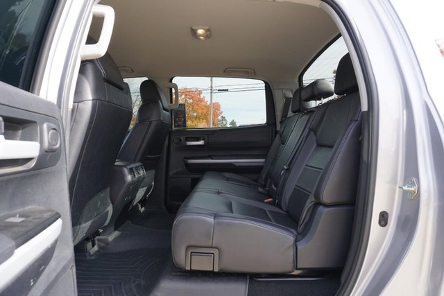 2018 Toyota Tundra 4WD 4WD Limited CrewMax image 30