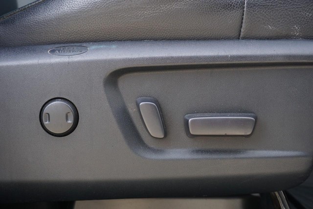 2018 Toyota Tundra 4WD 4WD Limited CrewMax image 35