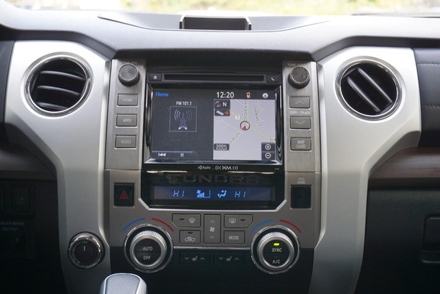 2018 Toyota Tundra 4WD 4WD Limited CrewMax image 39