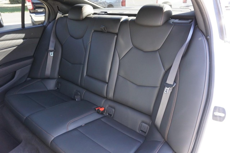 Cadillac CT5 Vehicle Full-screen Gallery Image 26