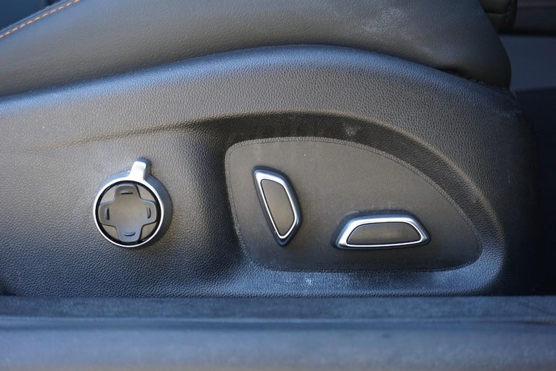 Cadillac CT5 Vehicle Full-screen Gallery Image 30