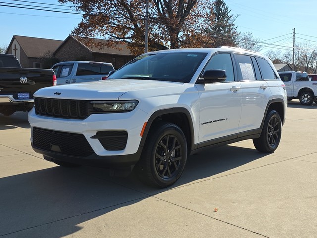 2024 Jeep Grand Cherokee Altitude 4WD image 07