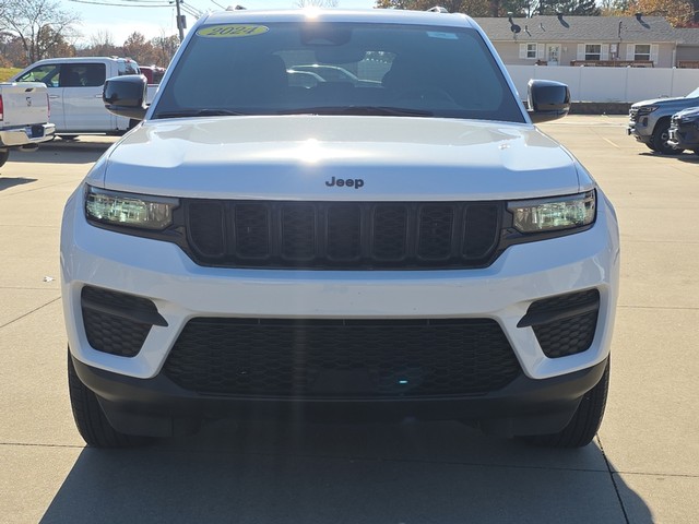 2024 Jeep Grand Cherokee Altitude 4WD image 09