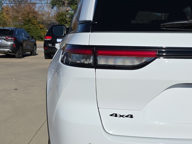 2024 Jeep Grand Cherokee Altitude 4WD image 11