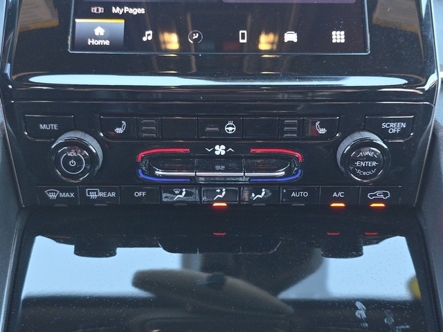 2024 Jeep Grand Cherokee Altitude 4WD image 27