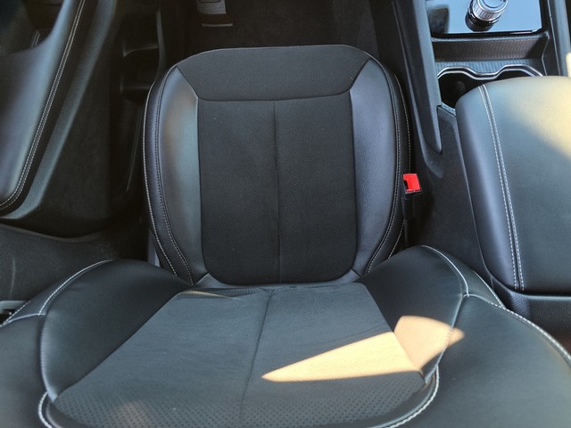 2024 Jeep Grand Cherokee Altitude 4WD image 28