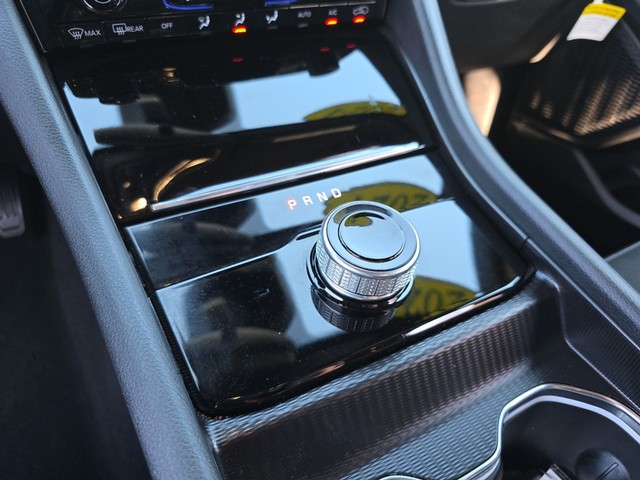 2024 Jeep Grand Cherokee Altitude 4WD image 29