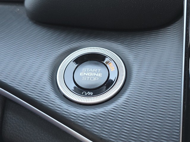 2024 Jeep Grand Cherokee Altitude 4WD image 35