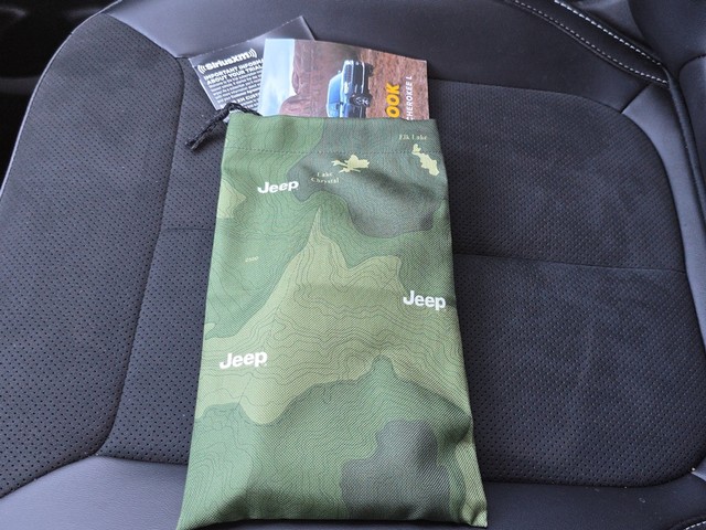 2024 Jeep Grand Cherokee Altitude 4WD image 44