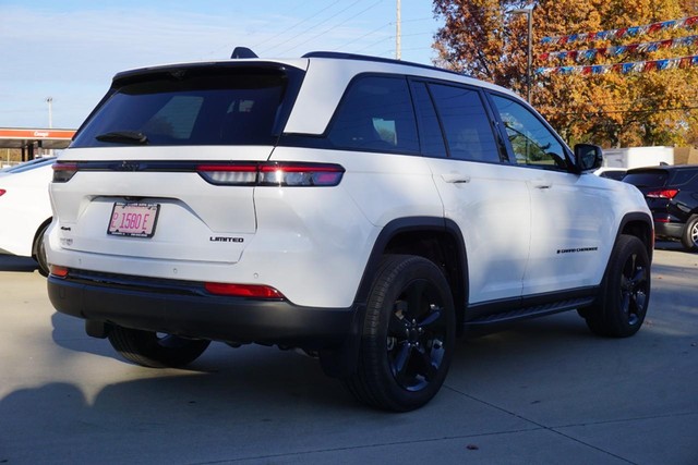 2024 Jeep Grand Cherokee Limited photo 3