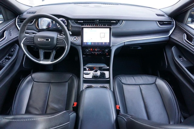 2024 Jeep Grand Cherokee Limited 4WD image 33