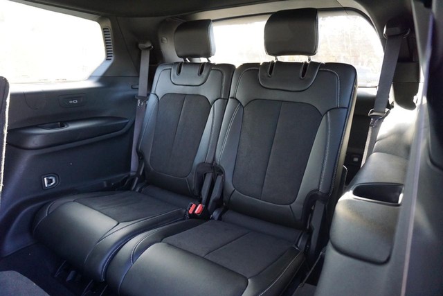 2024 Jeep Grand Cherokee L Altitude 4WD image 28