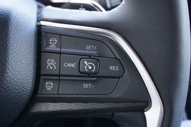 2024 Jeep Grand Cherokee L Altitude 4WD image 40