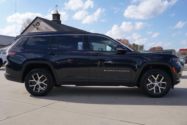 2024 Jeep Grand Cherokee L Limited 4WD image 02