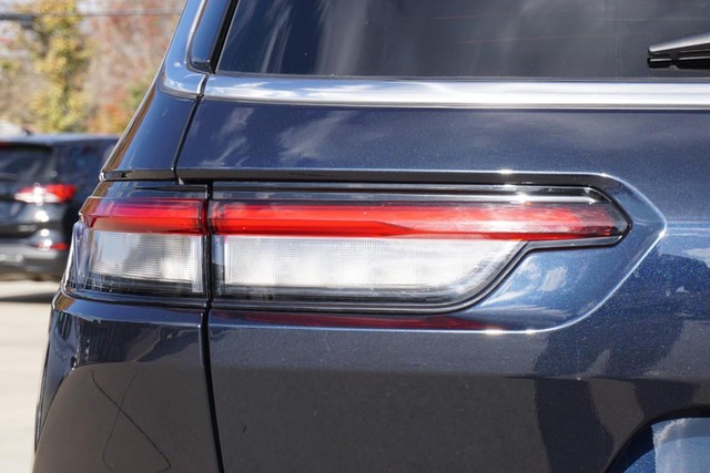 2024 Jeep Grand Cherokee L Limited 4WD image 16